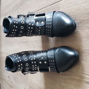 Black moto boots